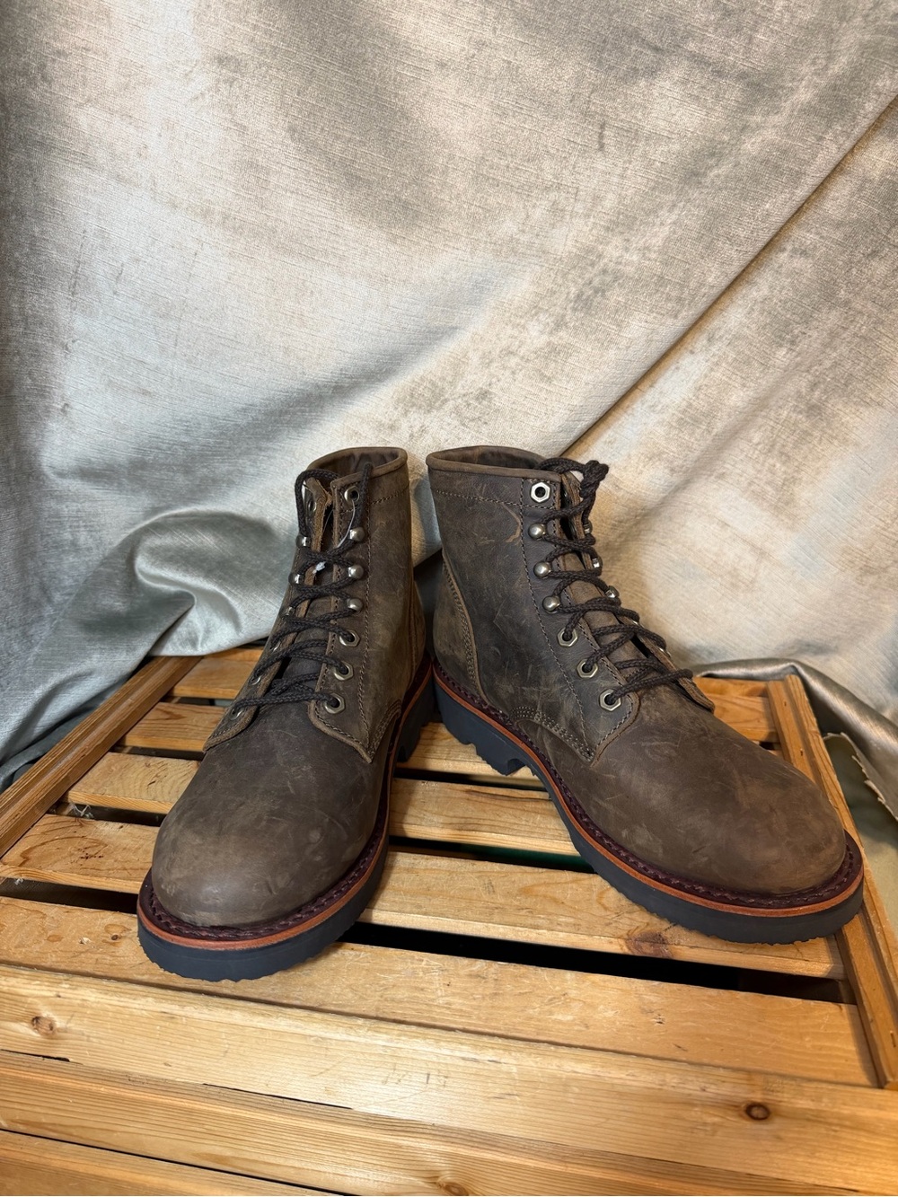 Chippewa Classic 2.0 Limited Edition 6" Men's Brown Work Boot. Size 8D NC2068
